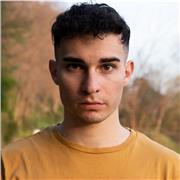 Laureando in scienze motorie, scuola superiore IIS L. Cobianchi, indirizzo Chimica e biotecnologie sanitarie